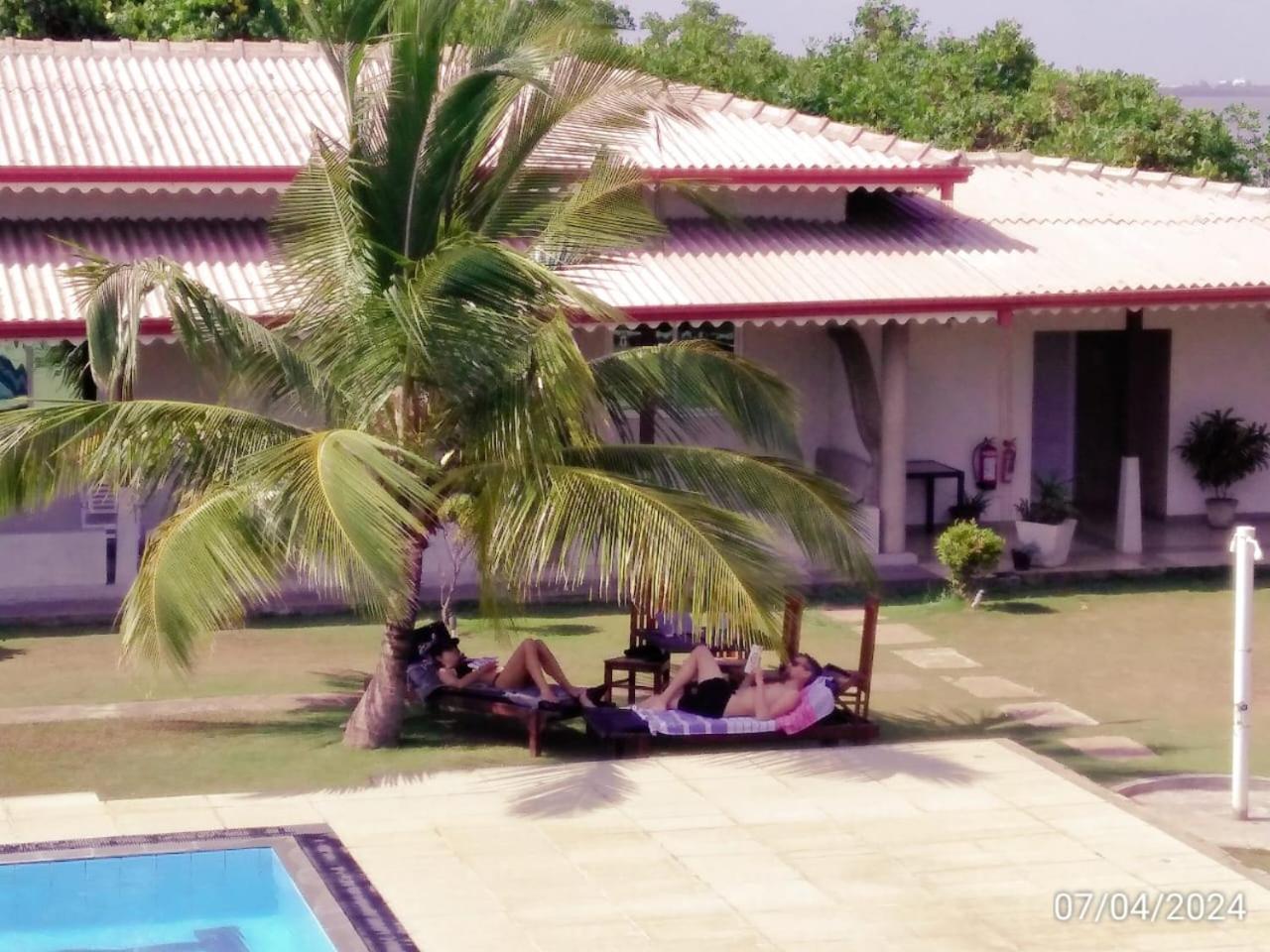 Nilakma Lagoon Negombo Exterior foto
