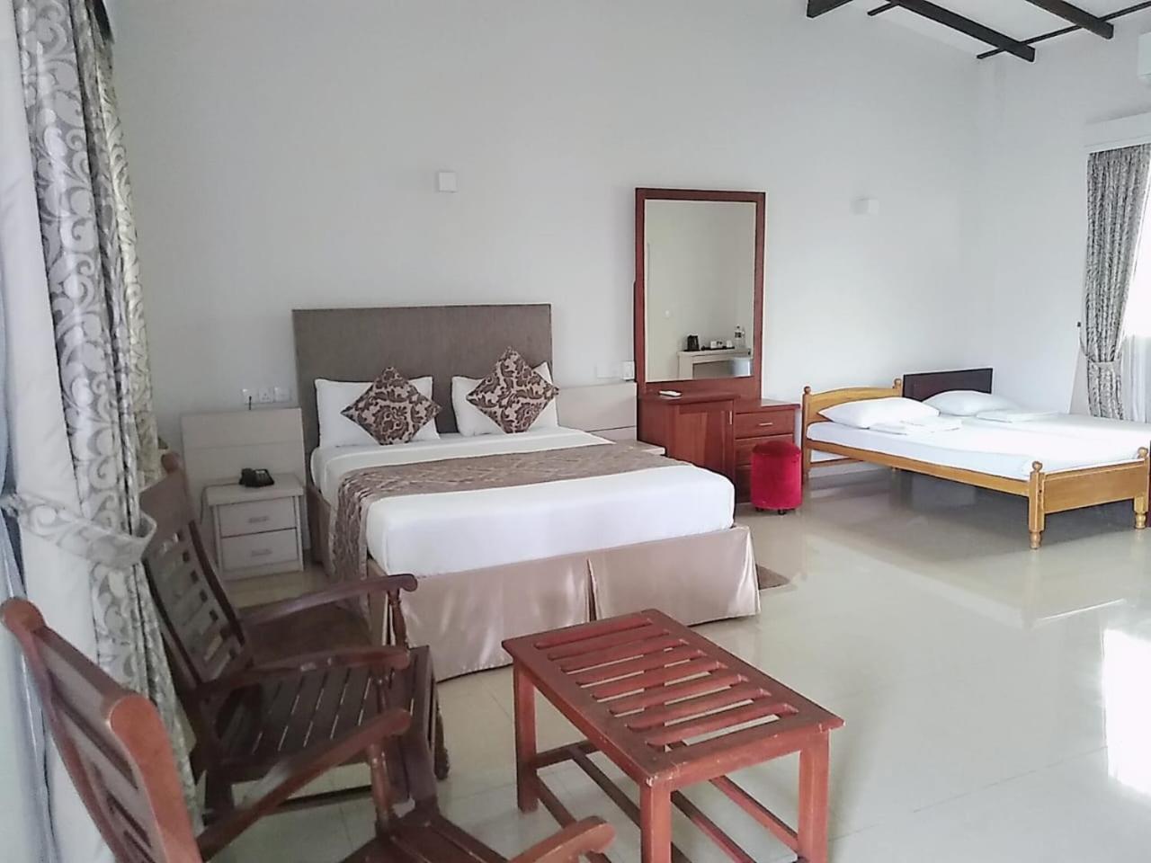 Nilakma Lagoon Negombo Exterior foto